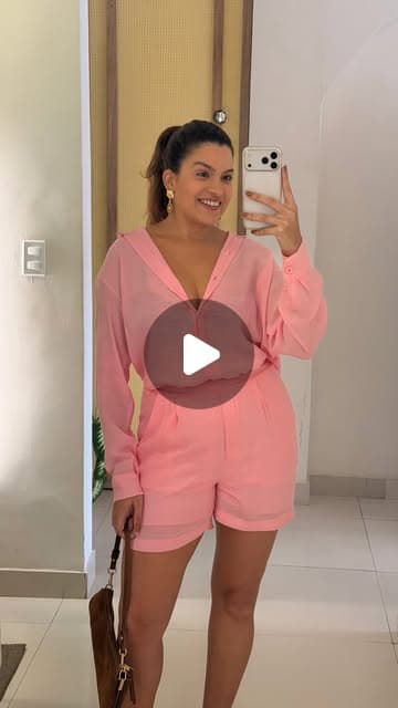 Um conjunto, três cores e diferentes jeitos de acompanhar seus planos. Do almoço aos dias perto do mar, até quando você quer estar um pou…